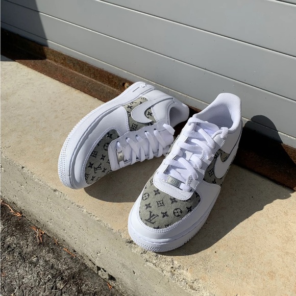 “Vintage” Custom Air Force 1 Sneakers From OneTwelves - Picture 3 of 9